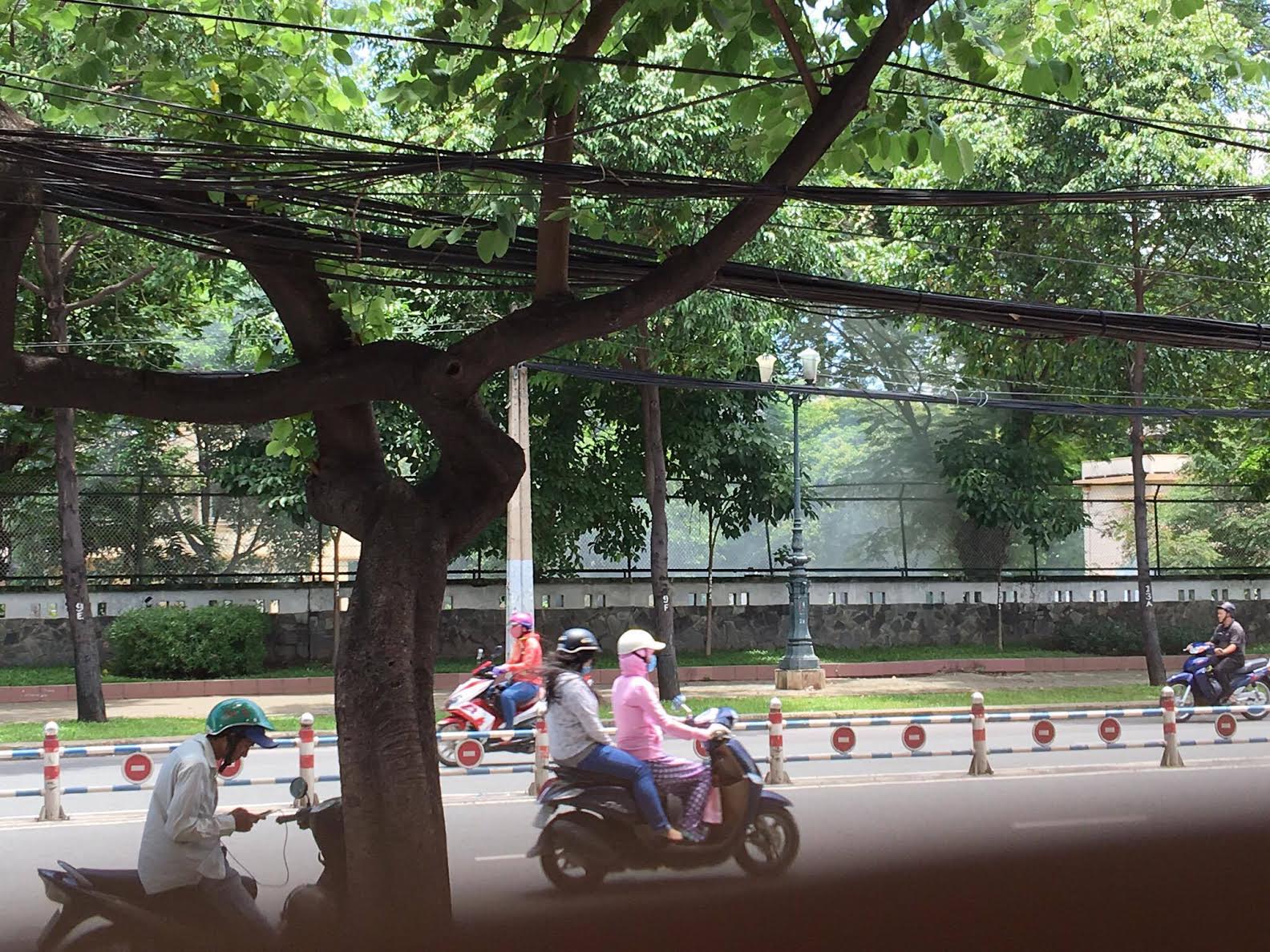 Ô[-]nhiễm[-]không[-]khí[-]ở[-]khu[-]vực[-]Nhà[-]Khách[-]Chính[-]Phủ[-]Lý[-]Thái[-]Tổ,[-]Quận[-]3,[-]Thành[-]Phố[-]Hồ[-]Chí[-]Minh[-]